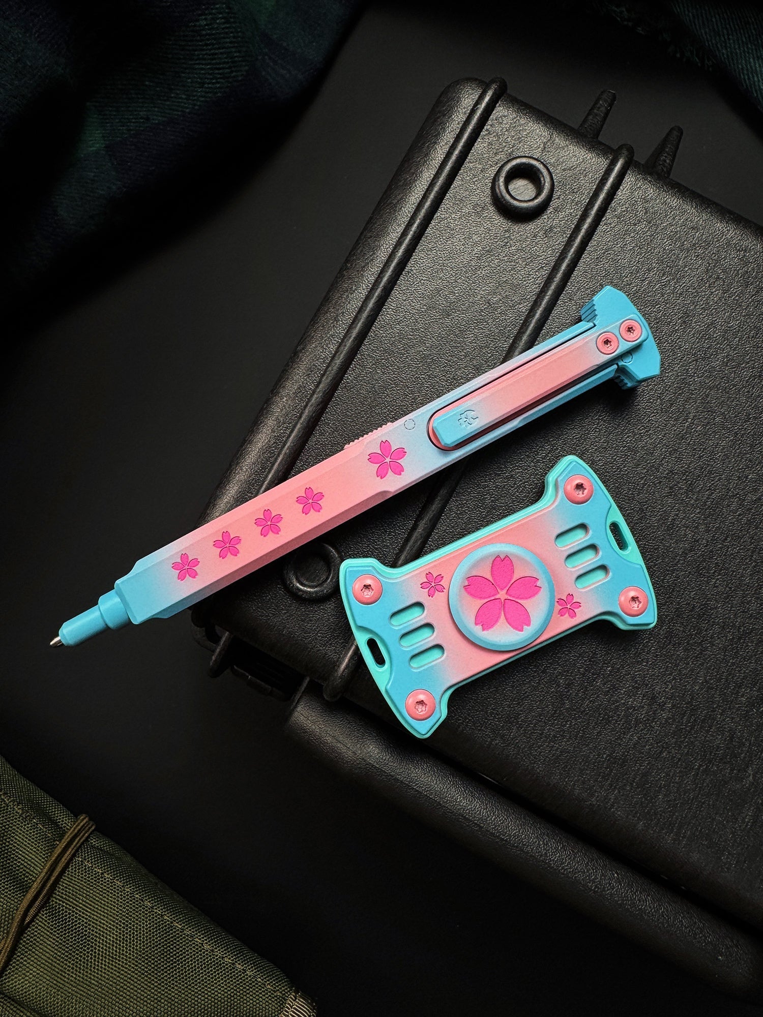 A Spring-Only Collectible for EDC Enthusiasts|TACTICAL GEEK × CooYoo Sakura Milk Candy Series