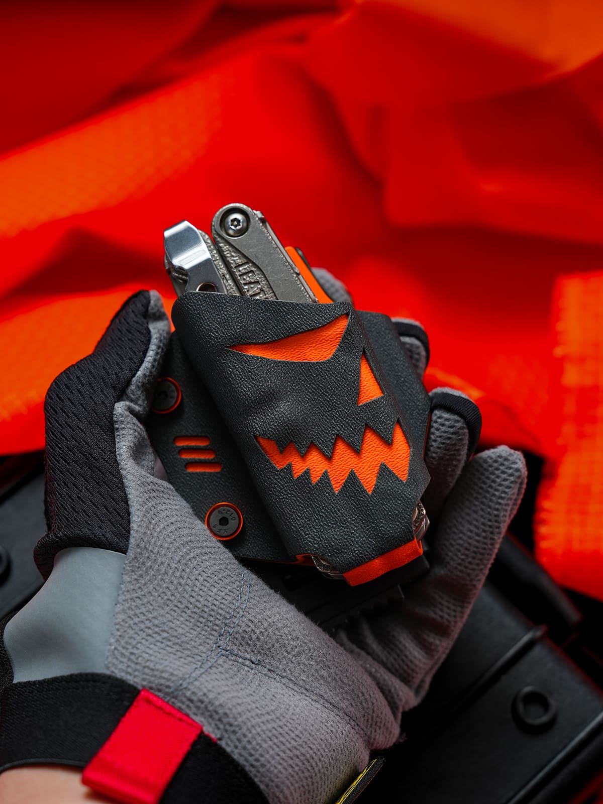 TX15 Halloween Edition Sheath for Leatherman Charge & Bit Kit Set (Pre-sale, Ends After Halloween)