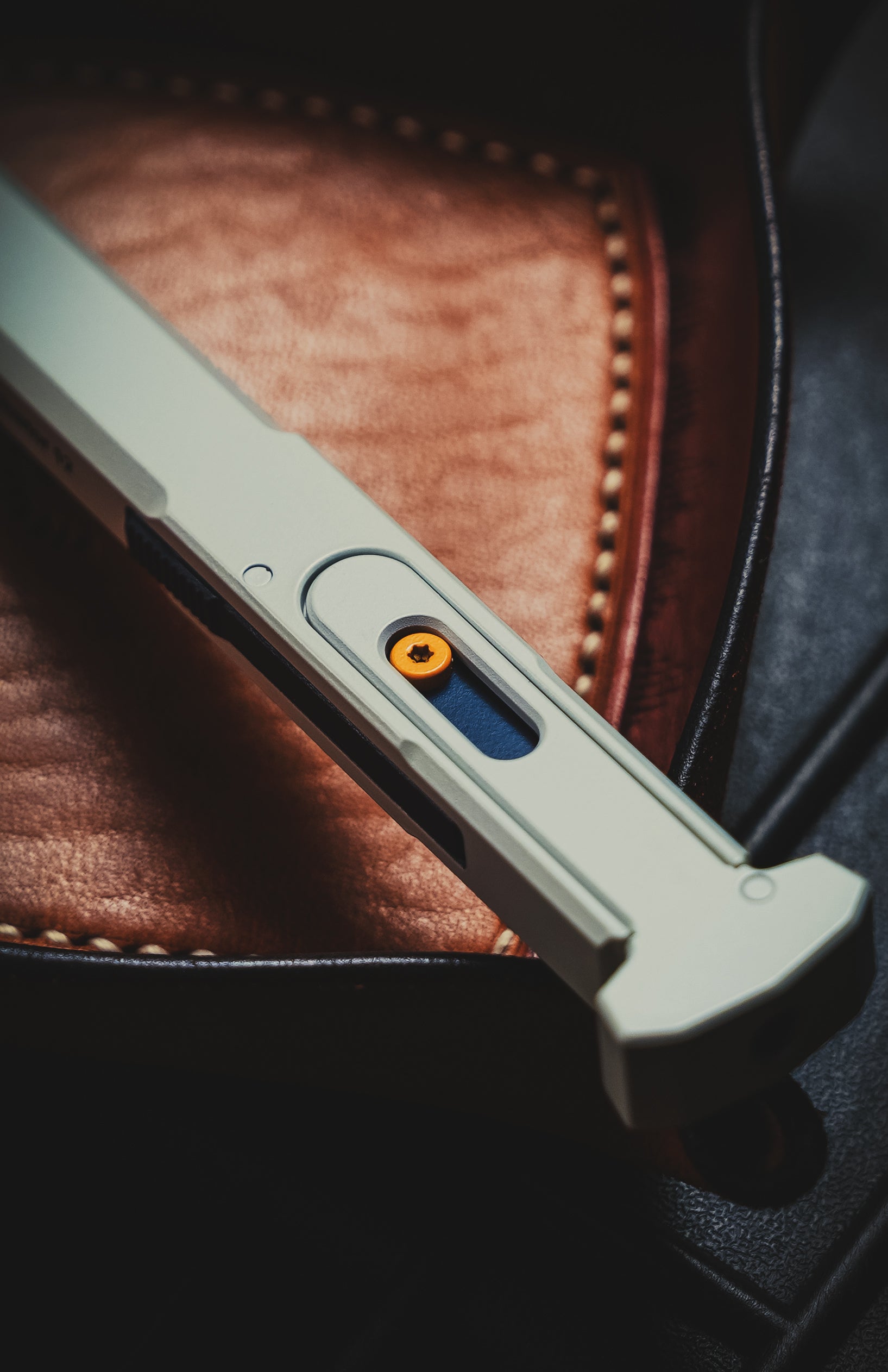 TActuator12 Limited Edition Tactical Pen(Elegant Grey)