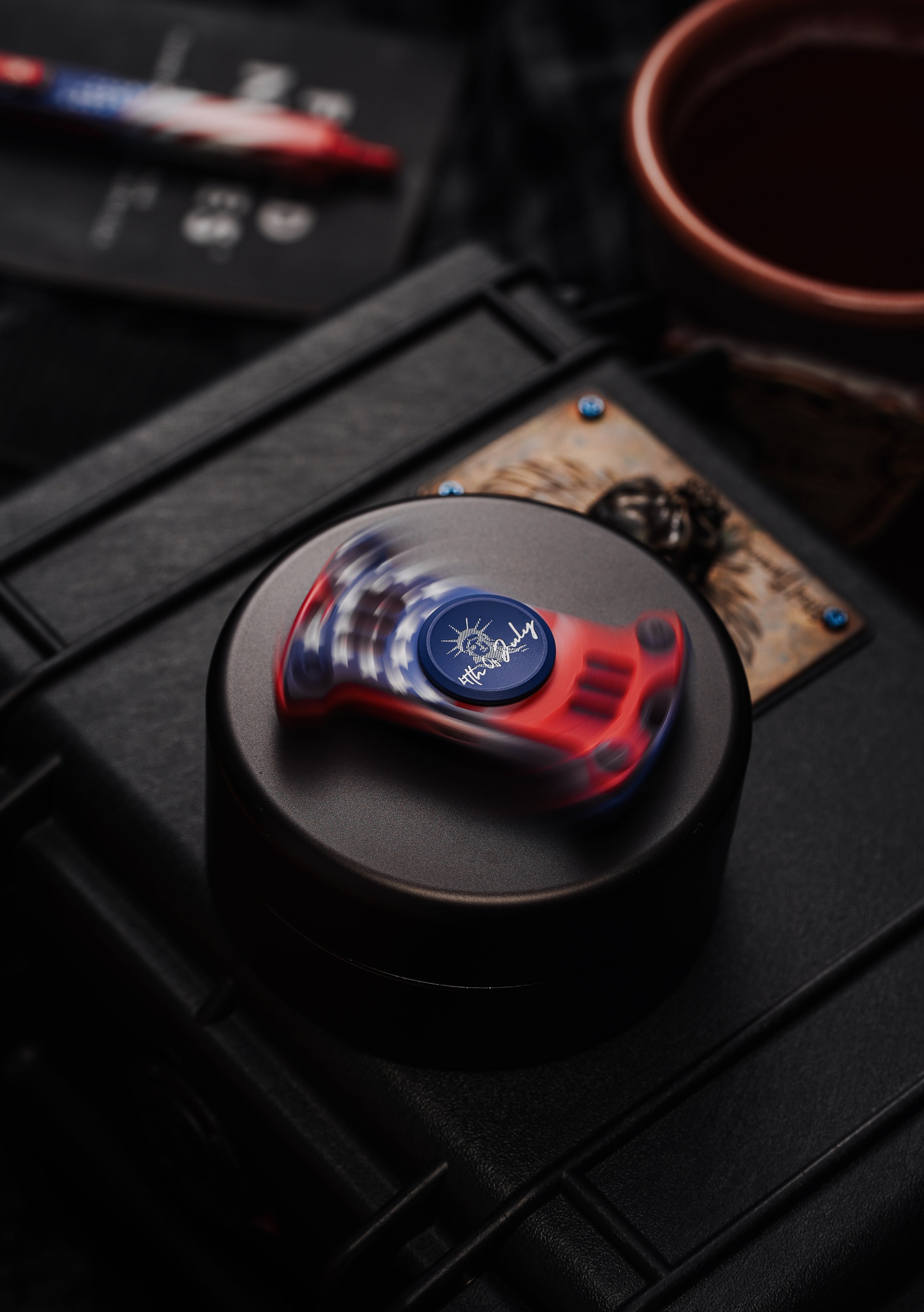 TACTICAL GEEK × CooYoo "Old Glory" 4th of July Hammerhead Fidget Spinner