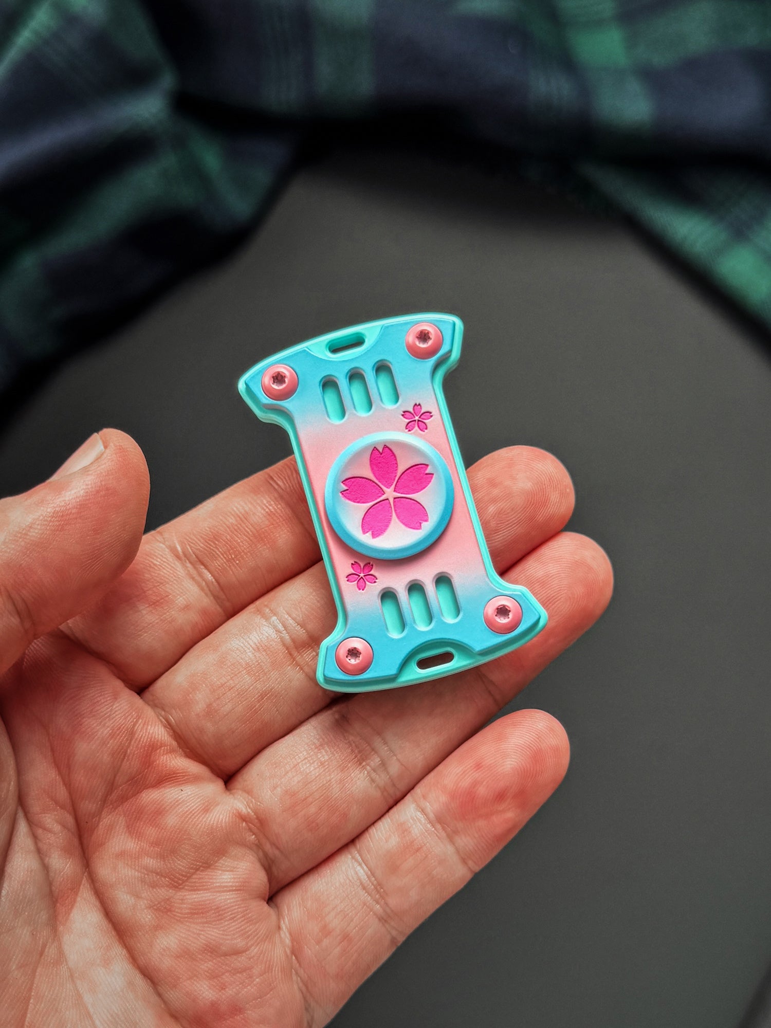 TACTICAL GEEK × CooYoo Sakura Milk Candy Hammerhead Fidget Spinner