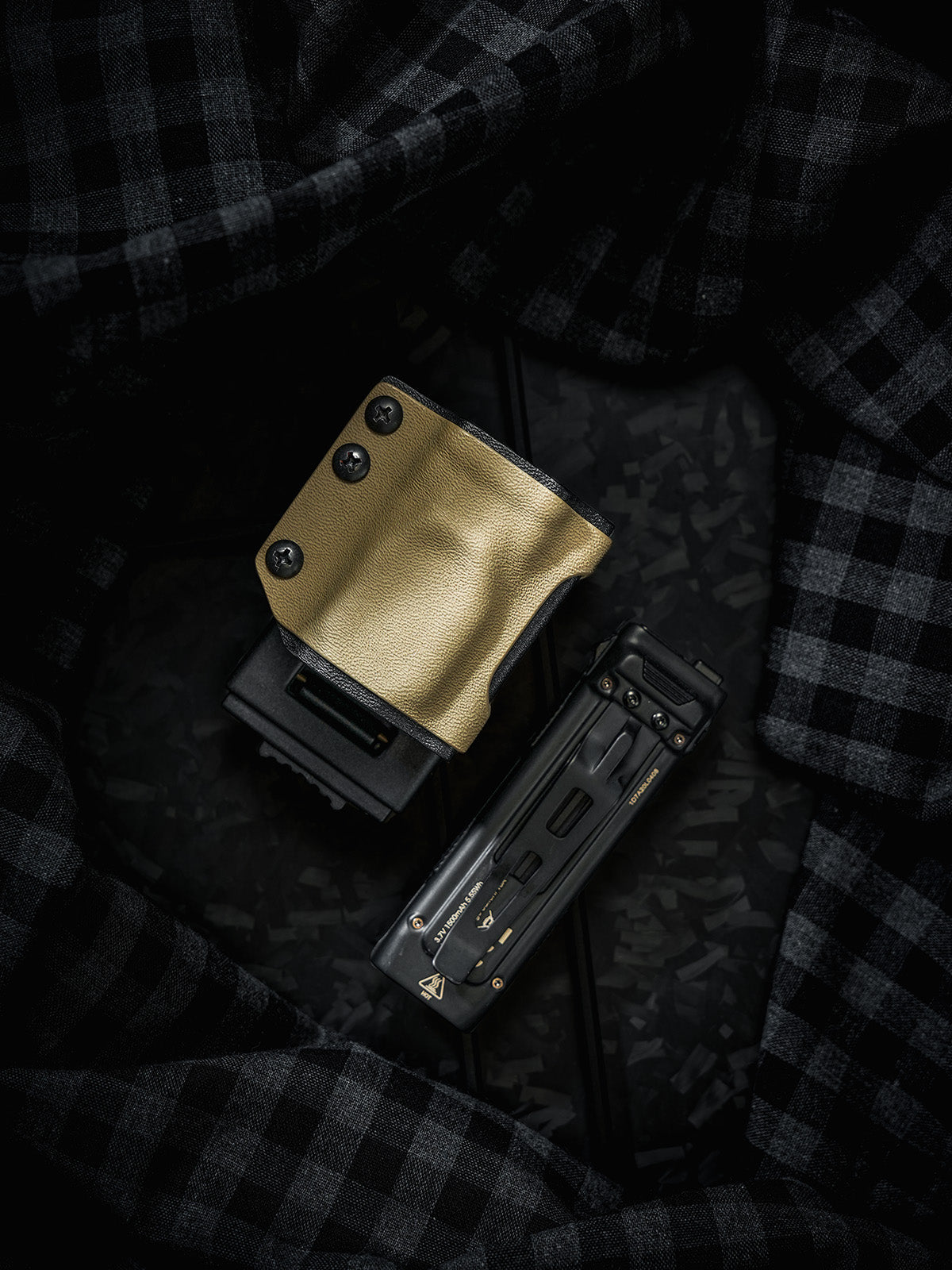 TX7 Flashlight Sheath for Nitecore EDC23 (Craftsman Handmade, ships in 30 days)