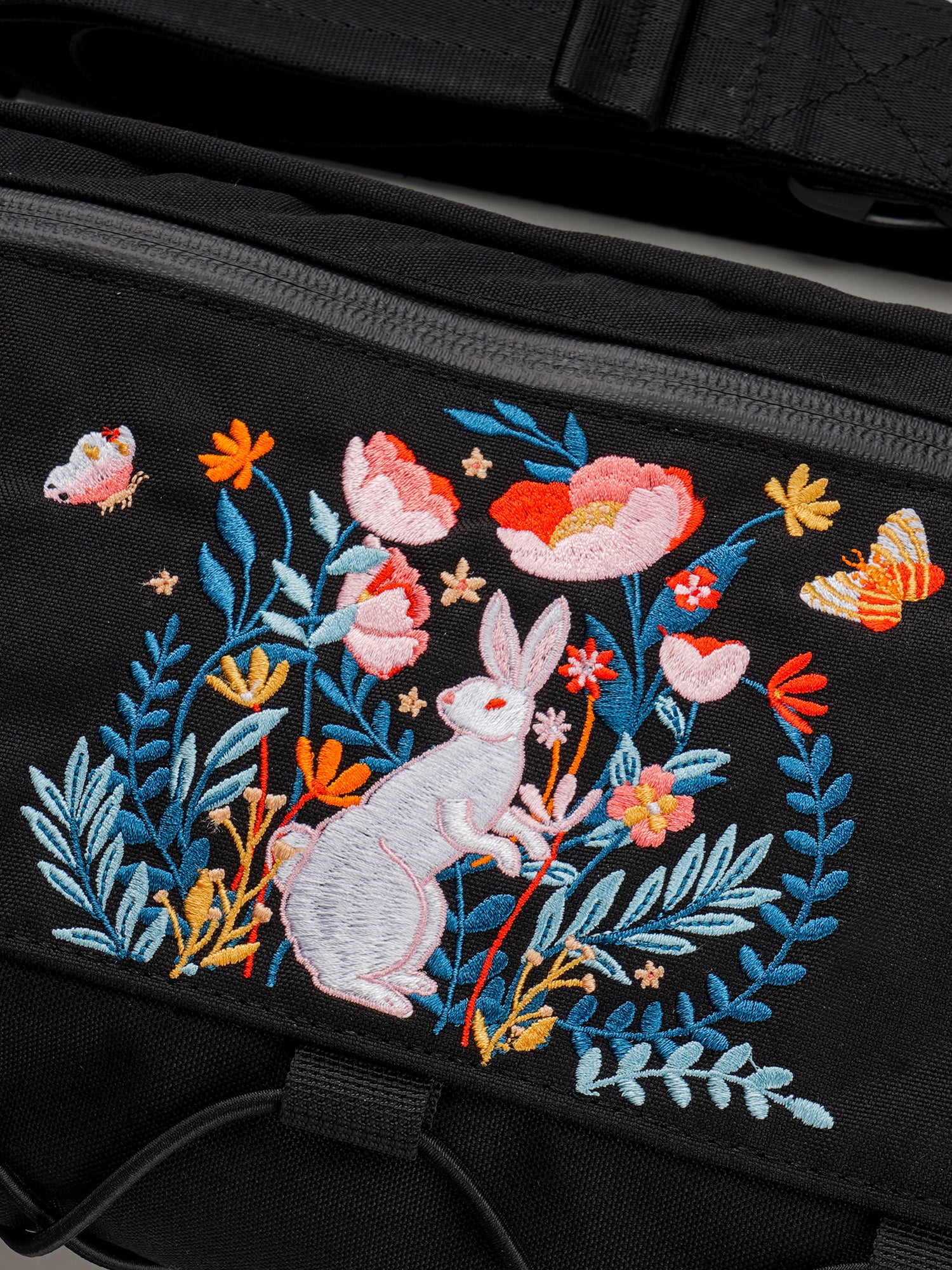 Cache L4 EDC Sling Bag (Rabbit)