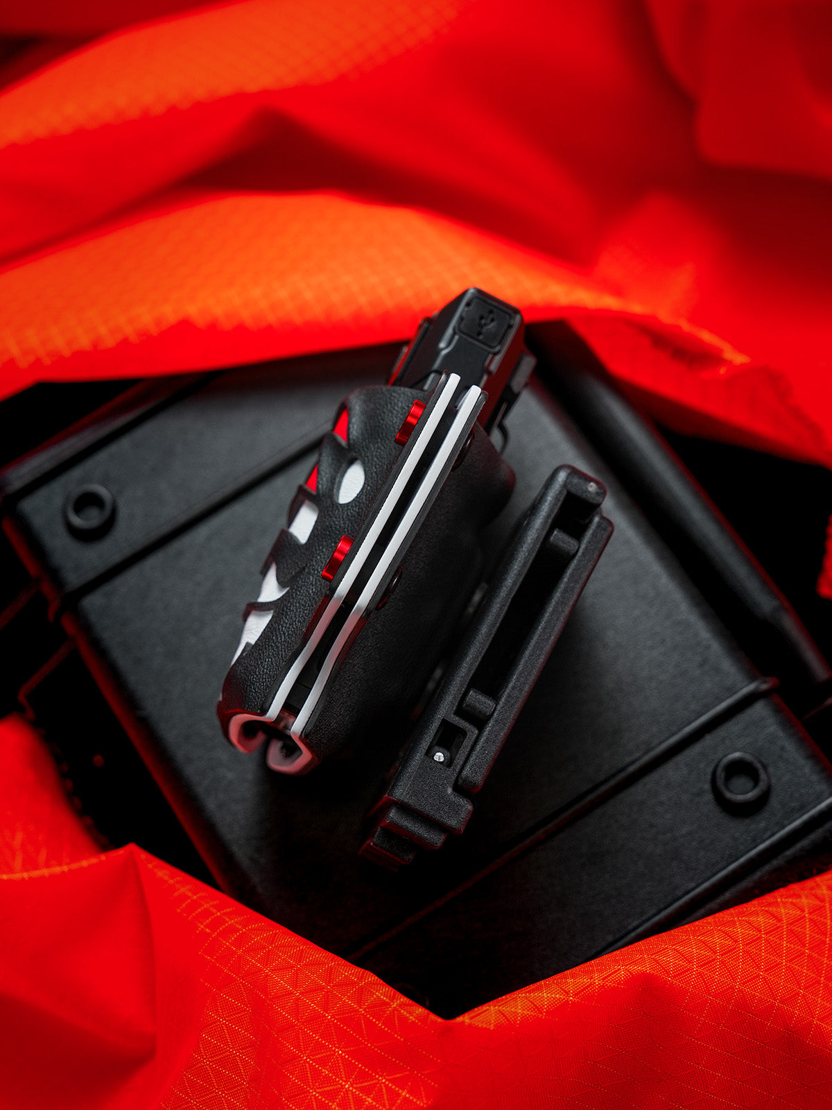 TX13 Christmas Edition Flashlight Sheath for EDC37 (Pre-sale for 30 days)