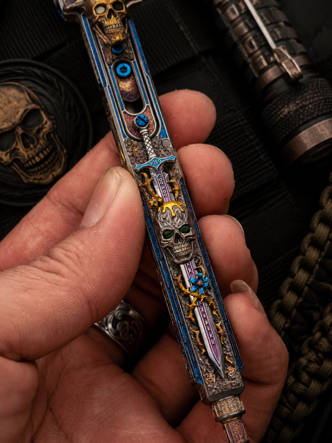 ONE-OFF "Blade of Bones" Artist Engraved EDC Pen by Xunmu|TacticalGeek Exclusive