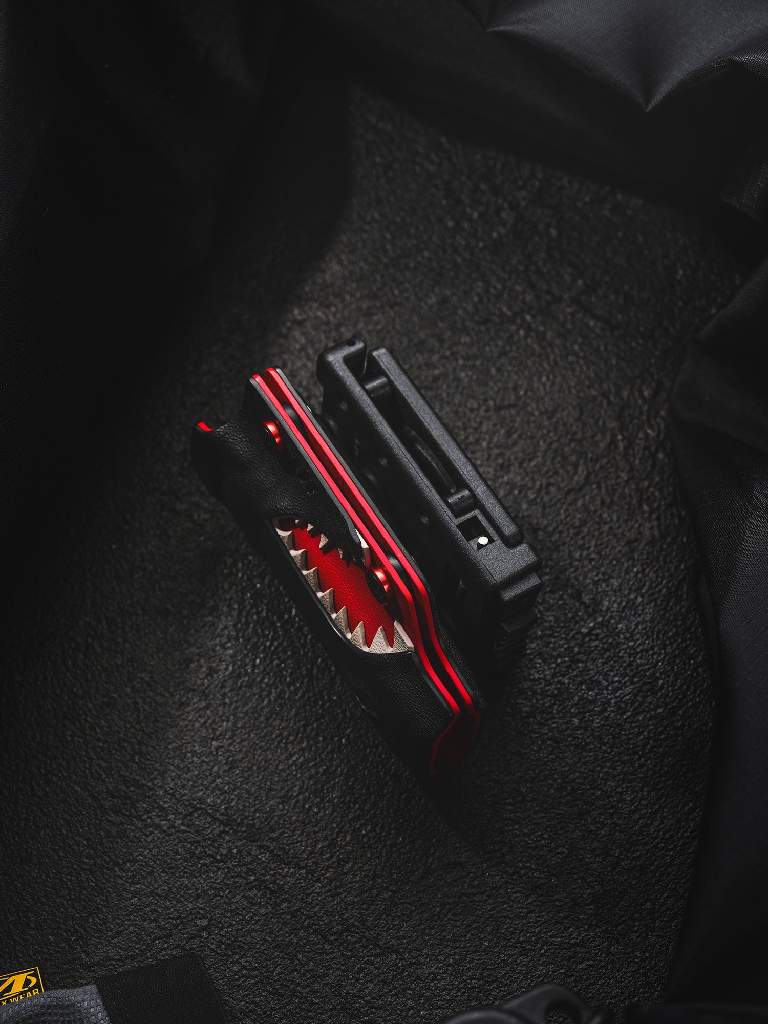 TX8 Flashlight Sheath for Nitecore EDC25 (Craftsman Handmade, ships in 30 days)