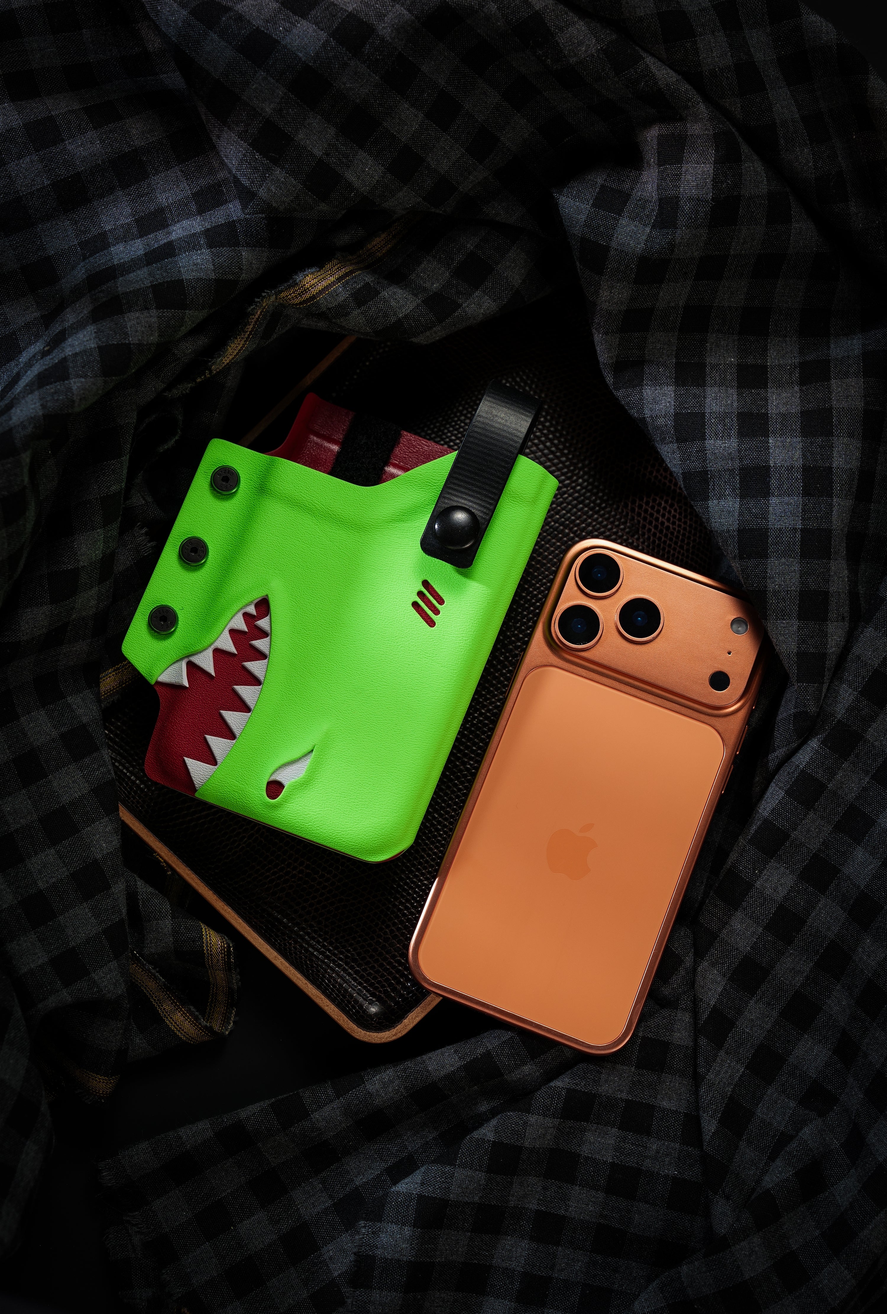 Shark Phone Case for iPhone 17 Pro & iPhone 17 Pro Max (Craftsman Handmade, ships in 60 days）