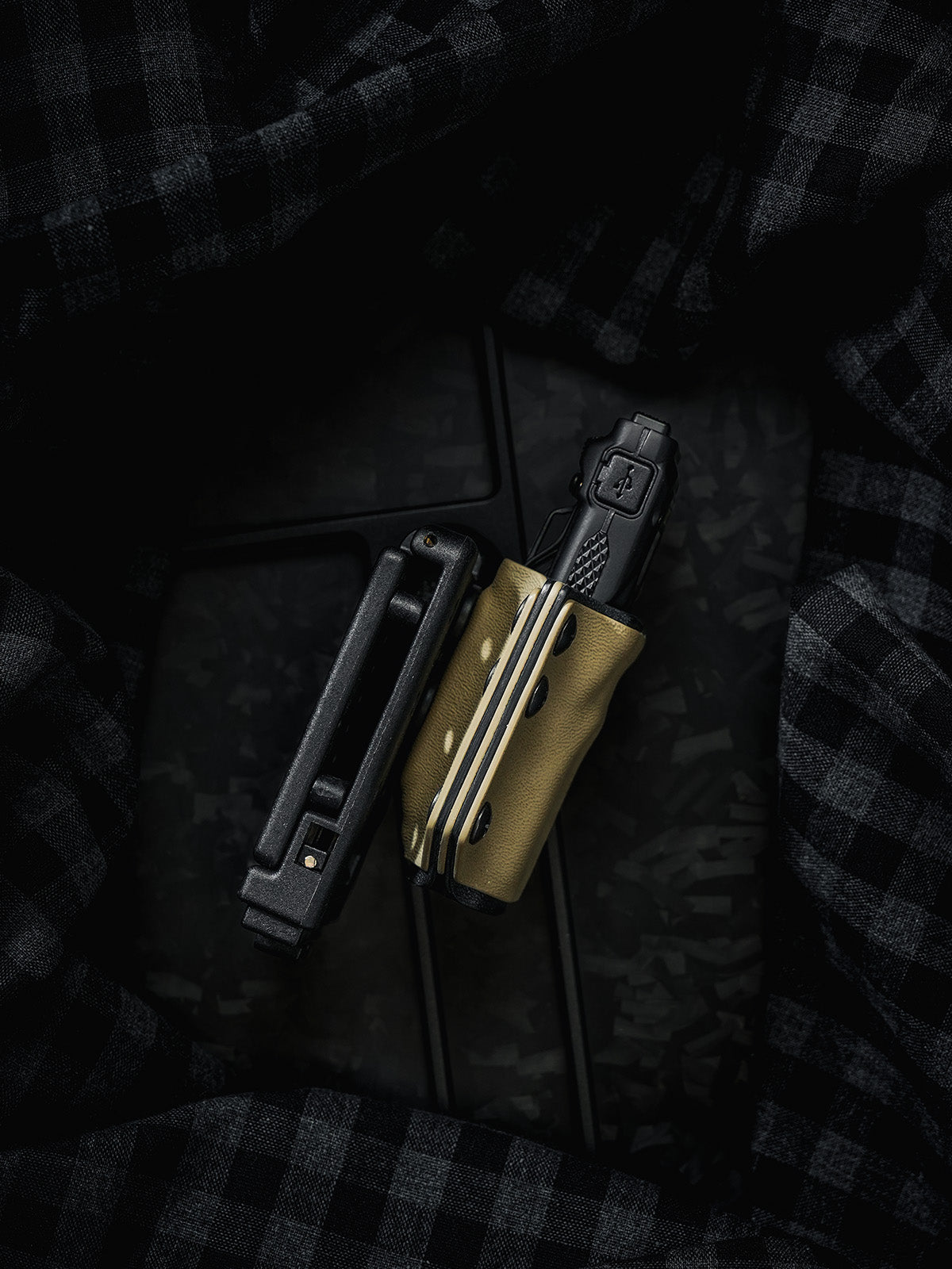 TX7 Flashlight Sheath for Nitecore EDC23 (Craftsman Handmade,  ships in 30 days)