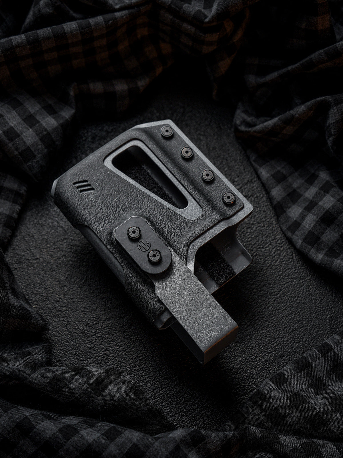 Single Skeleton Window Phone Case for Sumsung S25 & S26(Craftsman Handmade, ships in 60 days)