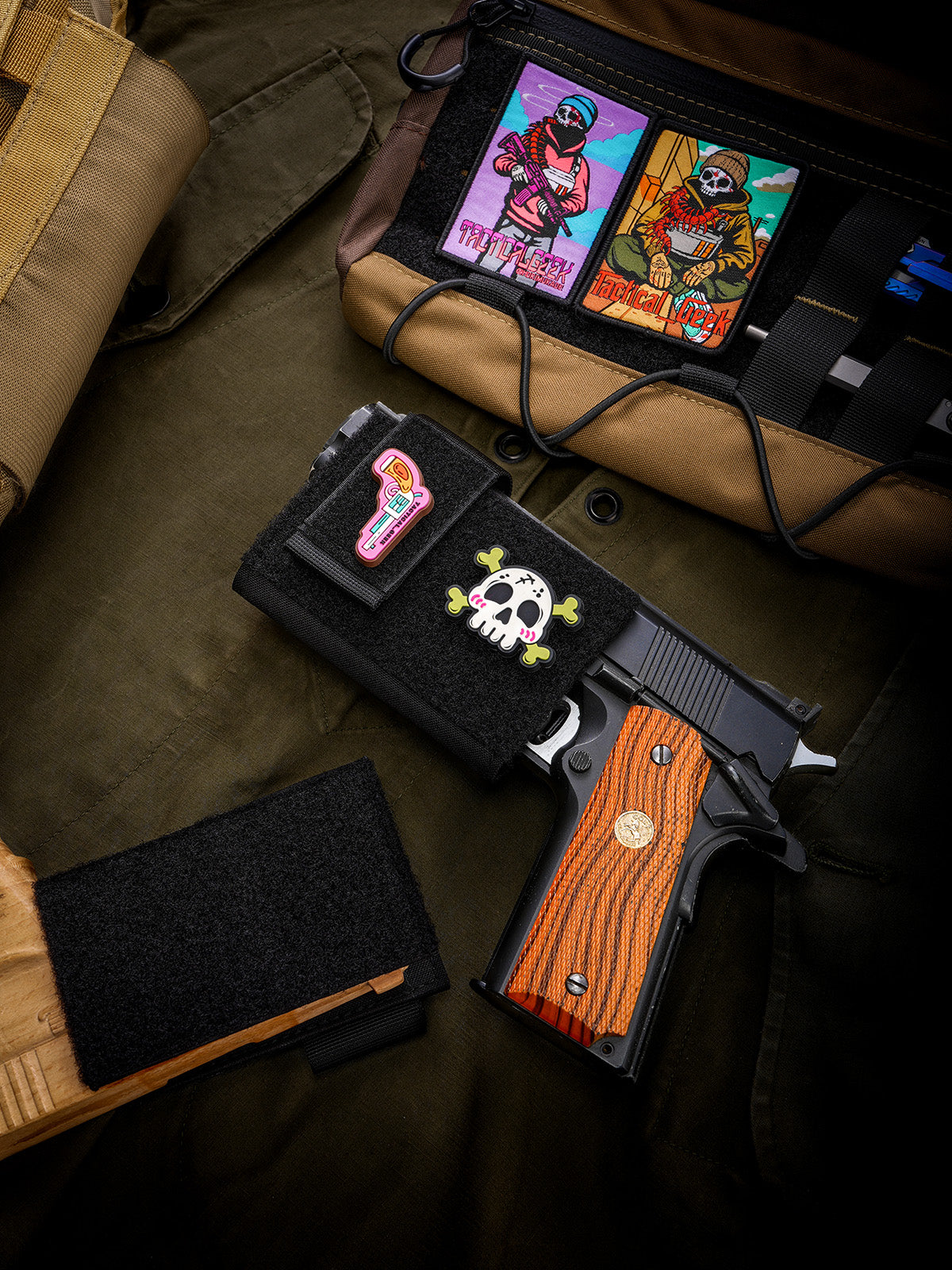 EXT18 Magnetic Tool & Card Pouch – Loop Surface