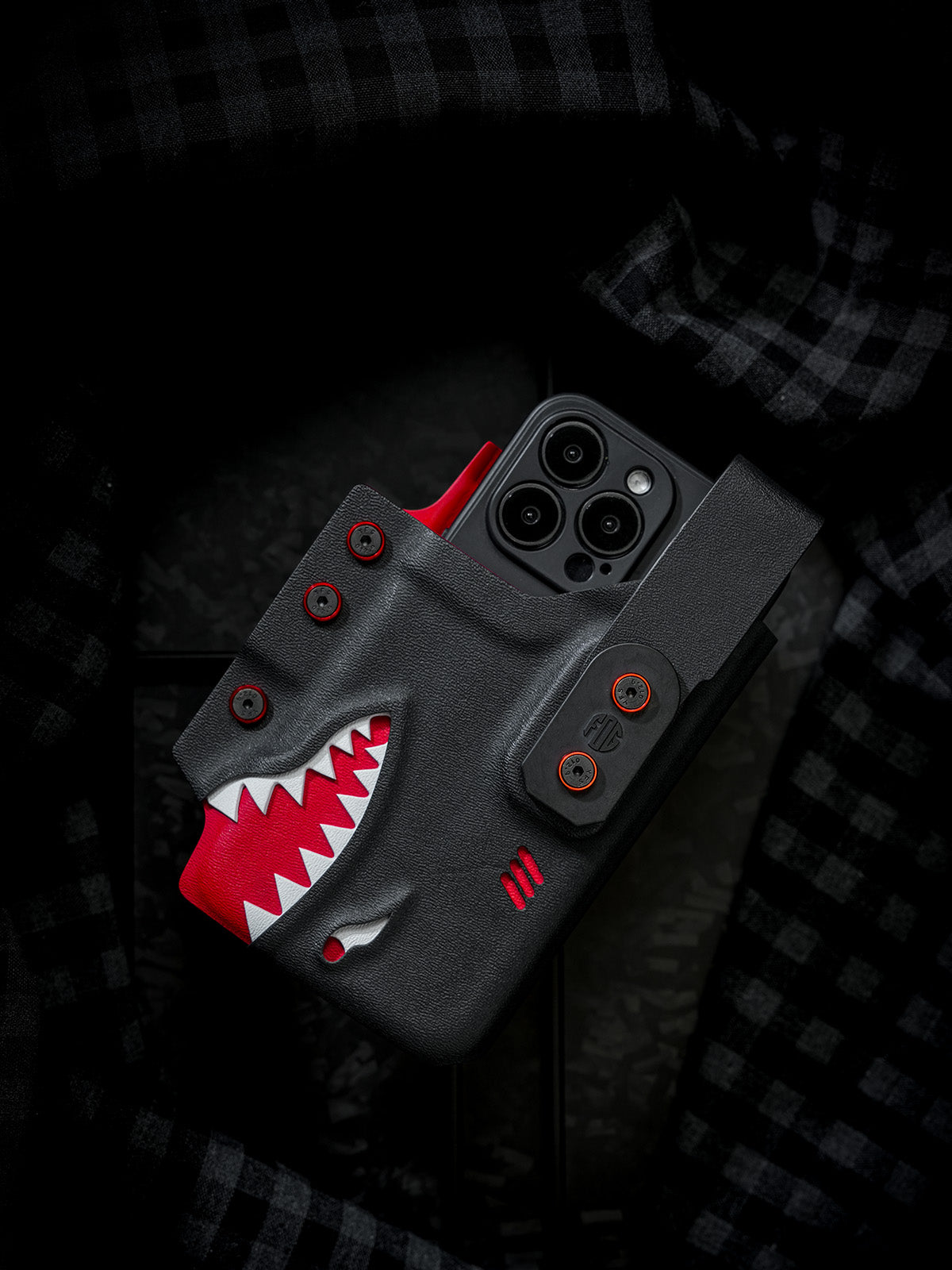 Shark Phone Case for iPhone 17 Pro & iPhone 17 Pro Max (Unique item）