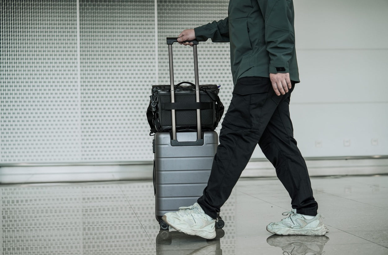 Cache L7 Messenger Bag (X-PAC) 15L [Ships in 30 Days]